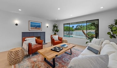 4515 Sugarhill Dr in Rolling Hills Estates, CA - Building Photo - Building Photo