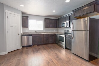 4127 W Miner View Ln in Herriman, UT - Building Photo - Building Photo