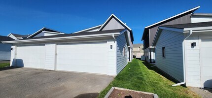 1002 Rosa Way in Bozeman, MT - Building Photo - Building Photo