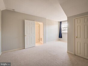 12139 Amber Ridge Cir in Germantown, MD - Building Photo - Building Photo