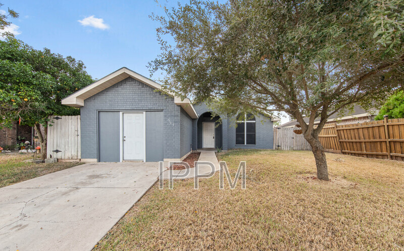 515 Windwood Way in Brownsville, TX - Building Photo