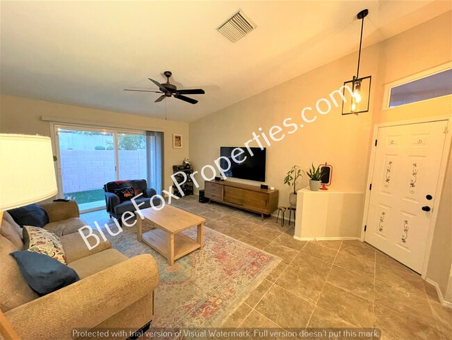 3750 W Hideout Trail in Tucson, AZ - Building Photo - Building Photo