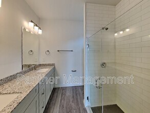 4635 SW Santa Barbara Pl in Cape Coral, FL - Building Photo - Building Photo