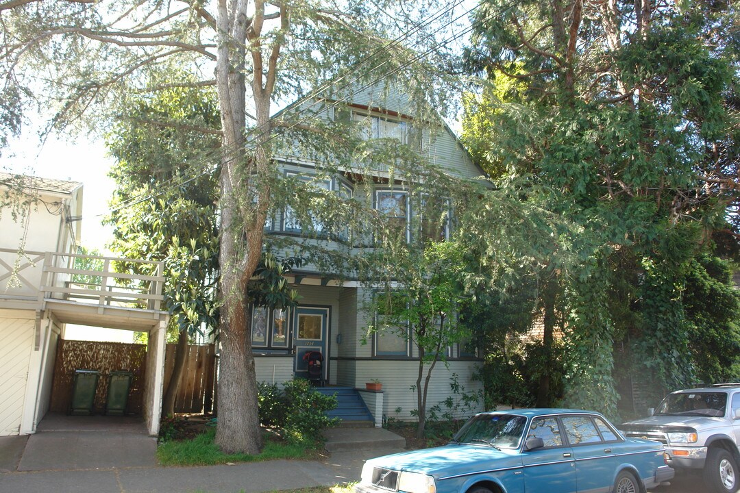 1734 Allston Way in Berkeley, CA - Foto de edificio