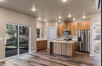 2652 Sandwood Ln in Blaine, WA - Building Photo - Building Photo