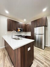 4008 La Vista Ave, Unit 1 in McAllen, TX - Building Photo - Building Photo