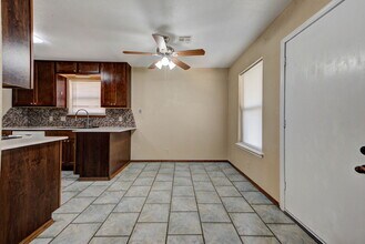 905 Hawks Nest Dr in Norman, OK - Building Photo - Building Photo