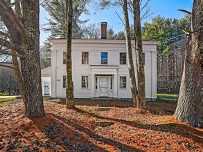 575 Black Rock Tpke in Easton, CT - Building Photo - Building Photo