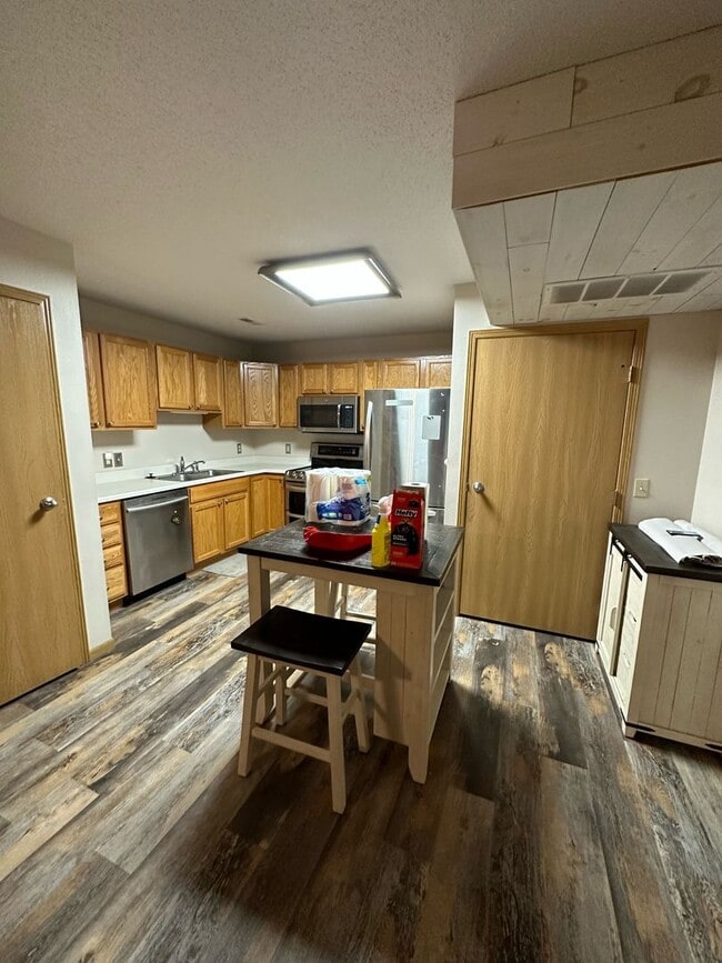 property at 7450 S Louise Ave