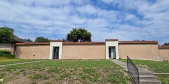 4013-4015 Burning Tree Dr in San Antonio, TX - Building Photo