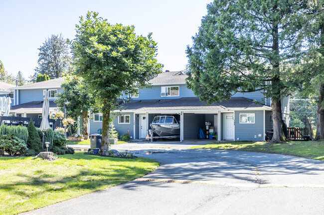 Walnut Grove Housing Co-Operative in Langley, BC - Building Photo - Building Photo