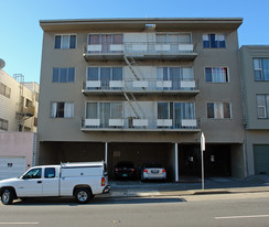 6815 Geary Blvd Apartments