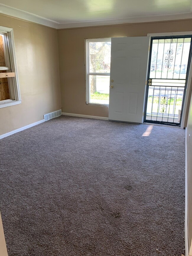 property at 18725 Kelly Rd