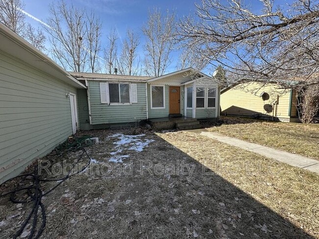 1235 Dotta Dr in Elko, NV - Building Photo - Building Photo