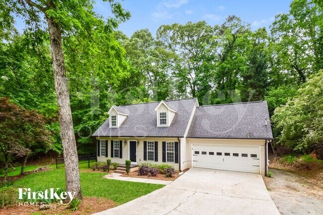 3710 Newport Dr in Gainesville, GA - Building Photo - Building Photo