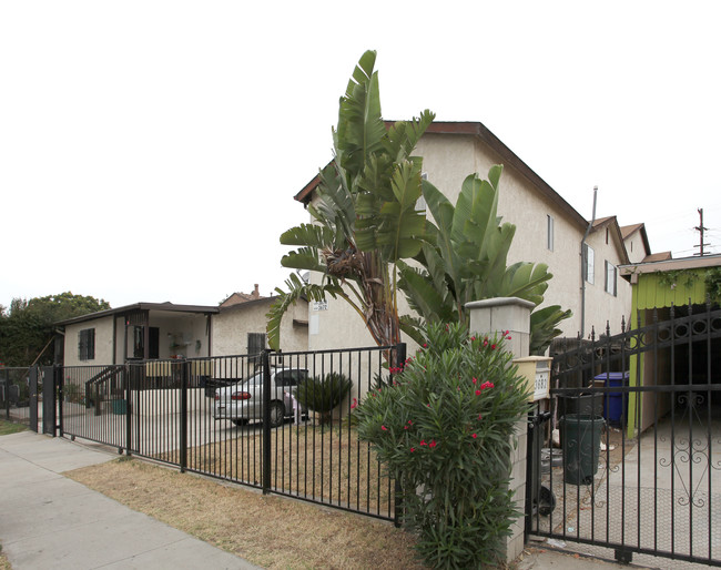 3670-3674 Logan Ave in San Diego, CA - Building Photo - Building Photo