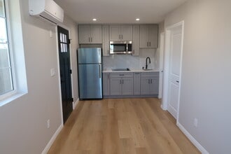 10932 McLennan Ave., Unit 10932 McLennan Ave in Los Angeles, CA - Building Photo - Building Photo