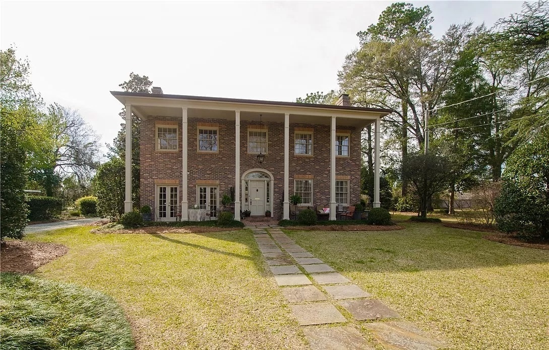 218 Bradford Ave in Fayetteville, NC - Foto de edificio