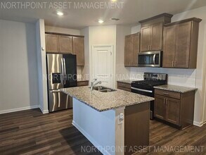 3985 Holland Grv Rd in Lawrenceville, GA - Building Photo - Building Photo