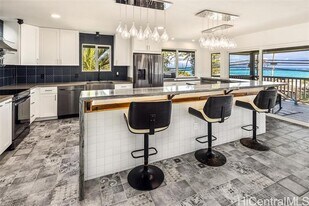 53-658-658 Kamehameha Hwy in Hauula, HI - Building Photo