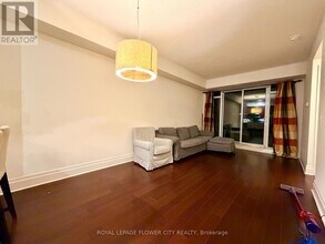 111 Upper Duke Crescent in Markham, ON - Building Photo - Building Photo