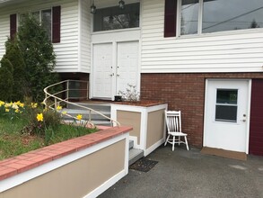 137 Honness Ln in Ithaca, NY - Building Photo - Building Photo