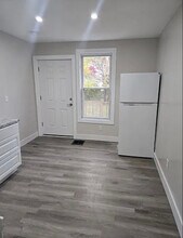 159 Lincoln St in Kingston, NY - Foto de edificio - Building Photo