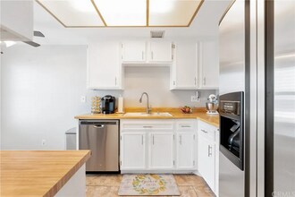 8892 Katella Ave, Unit B3 in Anaheim, CA - Foto de edificio - Building Photo