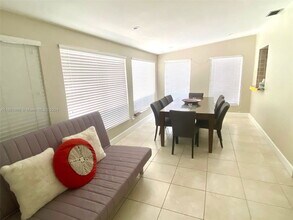 12222 SW 77th Ave in Miami, FL - Building Photo - Building Photo