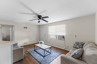 2806 Delano St in Houston, TX - Building Photo - Building Photo