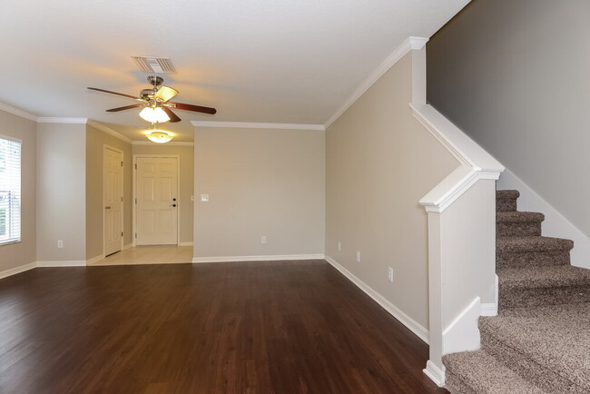 11015 Golden Silence Dr in Riverview, FL - Building Photo - Building Photo