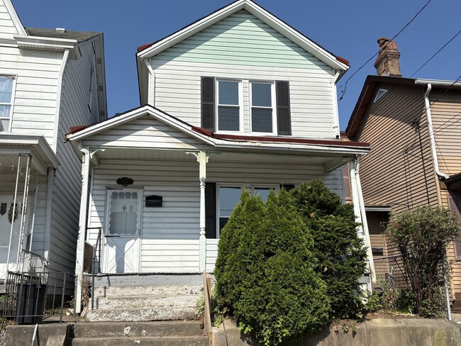 property at 721 Frederick St