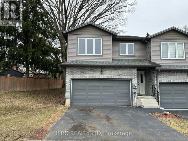 property at 61-61 Vienna Rd