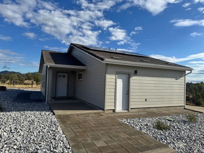 11303 Quartz Hill Rd in Redding, CA - Building Photo - Building Photo