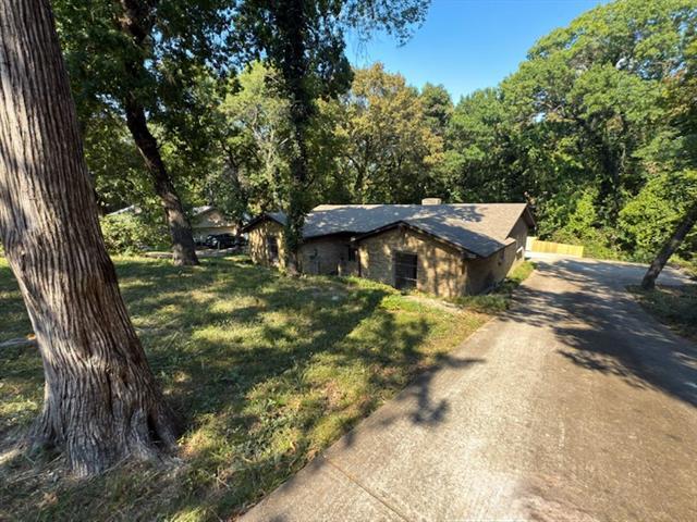 1310 Bow Creek Dr in Duncanville, TX - Building Photo