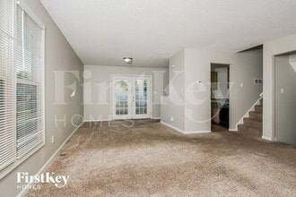 9318 Kingsboro Cir in Indianapolis, IN - Building Photo - Building Photo