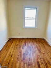 60 Dekalb Pl in Morristown, NJ - Building Photo - Building Photo