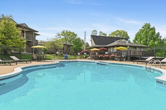 Bardstown Forest in Louisville, KY - Building Photo - Building Photo