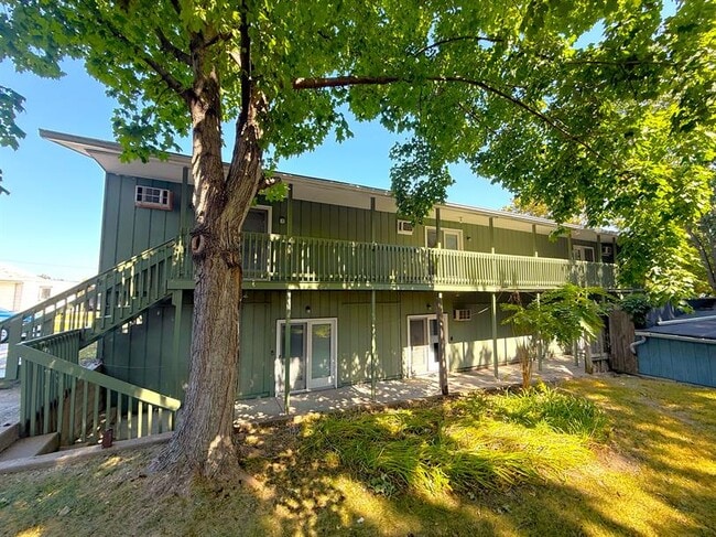 property at 519 S Dodge St