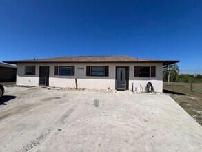 27096 Ann Arbor Ave in Punta Gorda, FL - Building Photo - Building Photo