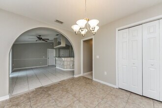 387 Cocoa Ct in Kissimmee, FL - Building Photo - Building Photo