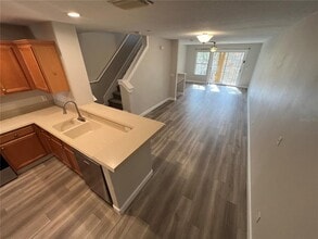 7350 Black Walnut Way in Lakewood Ranch, FL - Building Photo - Building Photo