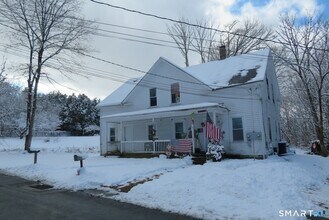 37 Buckley Hill Rd in Thompson, CT - Foto de edificio - Building Photo