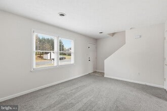 405 Willow Lawn Dr in Culpeper, VA - Building Photo - Building Photo