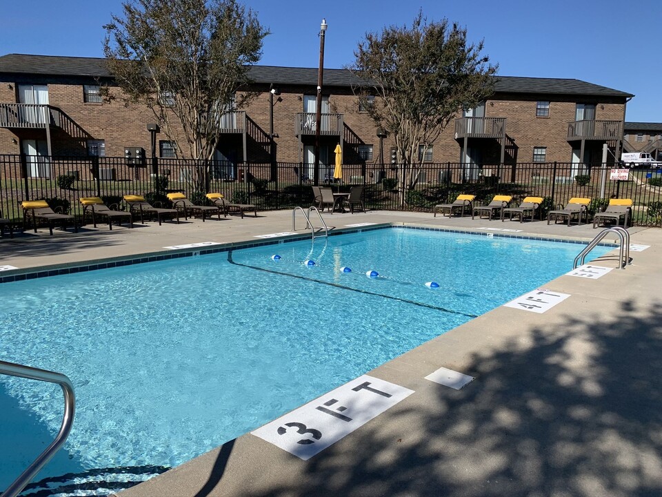 The Flats at Salem in Winston-Salem, NC - Building Photo