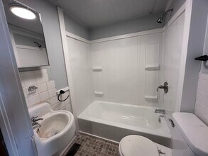 905 Oak St in Danville, IL - Building Photo - Building Photo