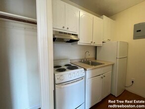 172 N Beacon St in Boston, MA - Building Photo - Building Photo