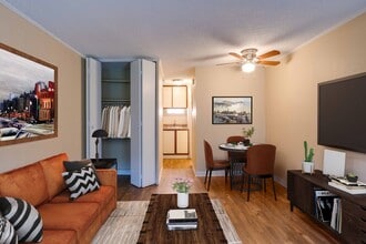 Holly Sands in Fort Walton Beach, FL - Foto de edificio - Building Photo