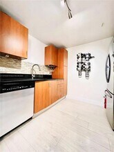 2775 NE 187th St, Unit 622 in Miami, FL - Building Photo - Building Photo