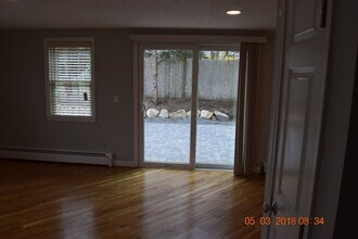 60 Center St in Dennis, MA - Building Photo - Building Photo